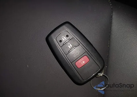 2025 Toyota Rav4 Hybrid Xse from USA, damaged, VIN JTME6RFV1SD579717